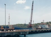 Logistik Aceh Terus Menggeliat, Dua Kapal Sandar di Dermaga Pelabuhan Krueng Raya Pelindo