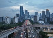 KAI Temukan Layangan, Bola Golf, Hingga Bola Sepak di Jalur LRT Jabodebek, Ajak Masyarakat Jaga Keselamatan