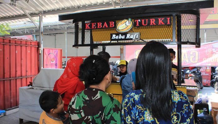 Baba Rafi Wujudkan Impian Pecinta Kebab dengan 15+ Outlet di Bandung