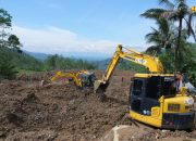 Kementerian PU Perbaiki Jalur Logistik dan Salurkan Bantuan untuk Pengungsi Banjarnegara