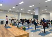 BINUS @Malang Dorong Kesehatan Mental lewat Mindfulness Yoga