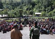 Jelang Natal, Pangkogabwilhan III Hadiri Tradisi Bakar Batu di Tanah Papua