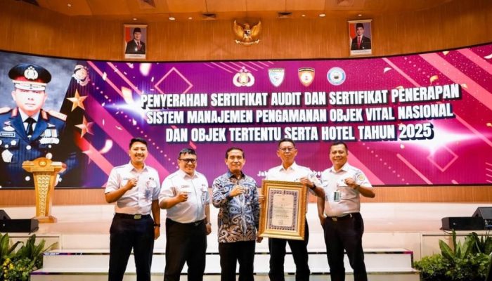 Stasiun Gambir Raih Sertifikat Sistem Manajemen Pengamanan Kategori GOLD dari Baharkam Polri