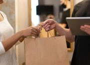 Biaya Makan dan Jajan Saat Traveling yang Sering Diremehkan