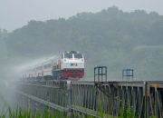 Hujan di Wilayah Jakarta, KAI Imbau Pelanggan Datang Lebih Awal dan Gunakan Face Recognition