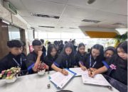 Dorong Jiwa Technopreneur, SMK Yadika 8 Bekasi Kunjungi Telkom AI Center Bandung