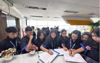 Dorong Jiwa Technopreneur, SMK Yadika 8 Bekasi Kunjungi Telkom AI Center Bandung