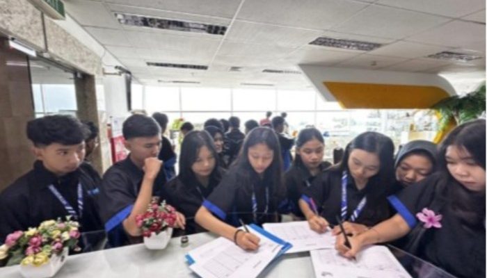 Dorong Jiwa Technopreneur, SMK Yadika 8 Bekasi Kunjungi Telkom AI Center Bandung