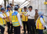 Tinjau Penanganan Longsor di Cisarua, Menteri Dody Instruksikan Balai Kementerian PU di Jawa Barat Siaga Penuh Dukung Evakuasi Longsor Cisarua