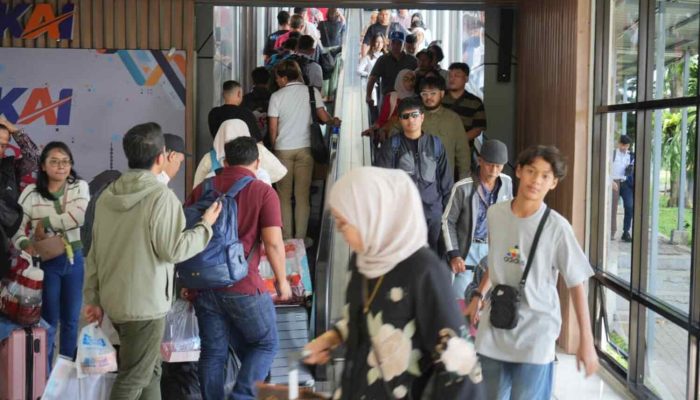 KAI Daop 2 Bandung Sampaikan Duka Cita dan Permohonan Maaf atas Insiden Operasional di Bekasi Timur, Beberapa Perjalanan KA Parahyangan Terdampak