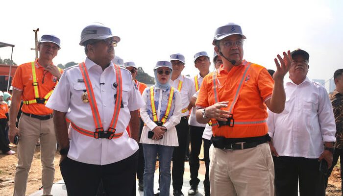 Warga Semanan Kini Nikmati Layanan Dari IPA Portabel PAM JAYA