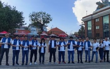 BRI Life Gelar Pelepasan Tukik, Dukung Konservasi Penyu di Pantai Kuta Bali