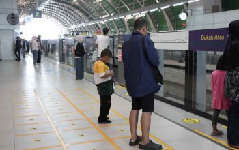 Keselamatan Pengguna di LRT Jabodebek, Mengapa Kebiasaan Sederhana Tidak Boleh Diabaikan?