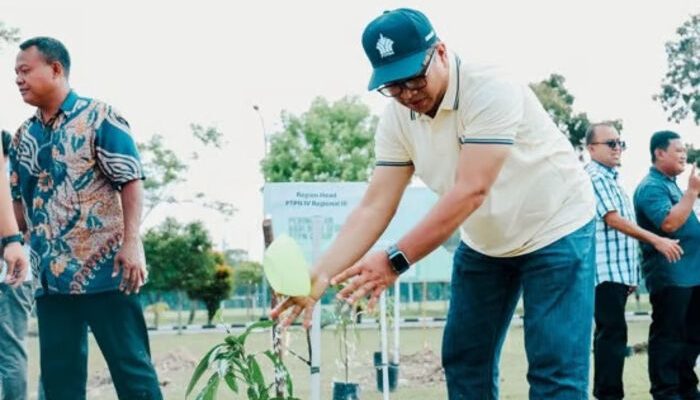 Holding Perkebunan Nusantara Perkuat Komitmen Keberlanjutan, PTPN IV Regional III Tuntaskan Penanaman 9.000 Pohon di Riau