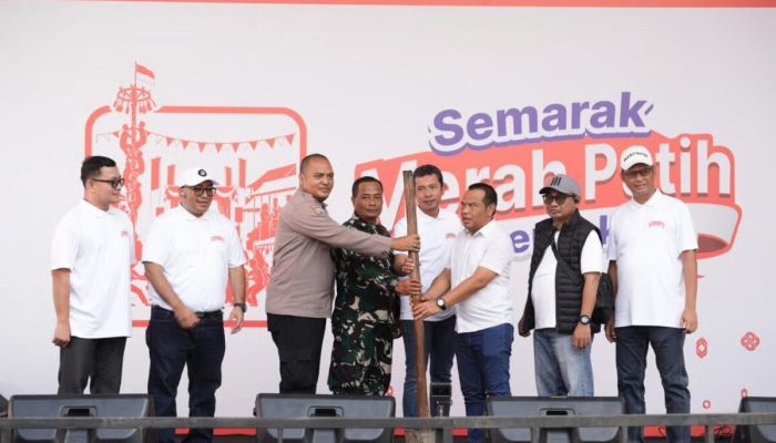 BRI Region 6 Meriahkan Pasar Malaka Rorotan, Dibuka dengan Simbolis Penumbukan Padi