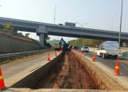 Dukung Kelancaran dan Kenyamanan Pengguna Jalan, PT Jasamarga Tollroad Maintenance Lakukan Rekonstruksi Perkerasan Di Ruas Tol Semarang.