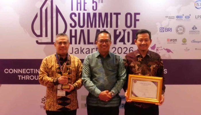 Kombinasikan 130 Auditor Halal dan Laboratorium ddPCR, SUCOFINDO Raih Penghargaan di Indonesia