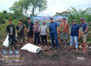 PTPN IV PalmCo Salurkan Bibit Nanas untuk Tingkatkan Ekonomi Warga Jambi